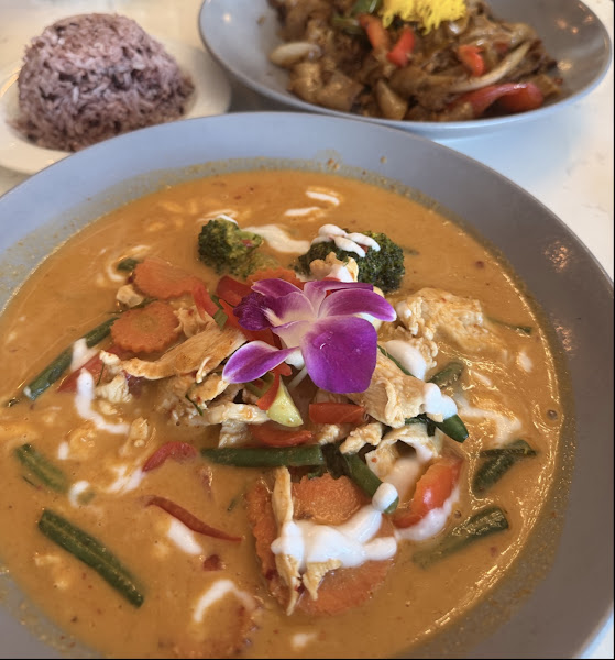 Aloy Modern Thai 5