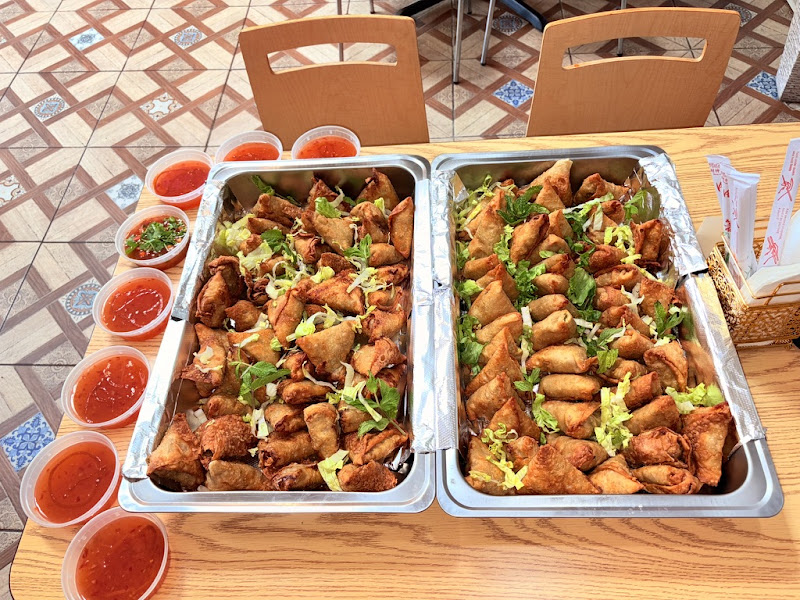 Royal Taw Win Thai & Burmese Restaurant 4