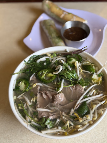 Pho Dong Huong Restaurant 4