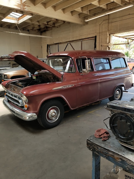 Lee's Automotive 4