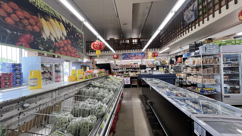 Ben Thanh Asian Market 3
