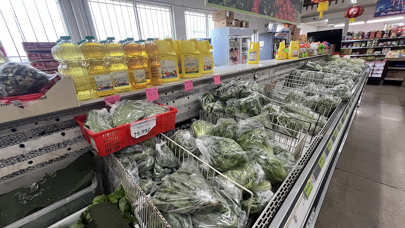Ben Thanh Asian Market 5