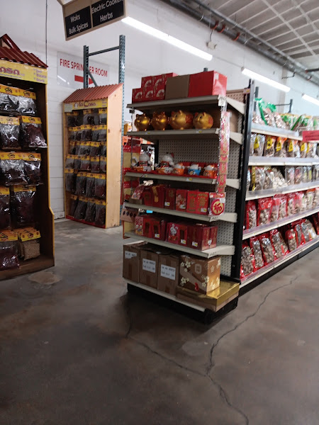 Park Hill Supermarket 4