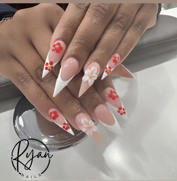 FANCY NAILS & SPA 5