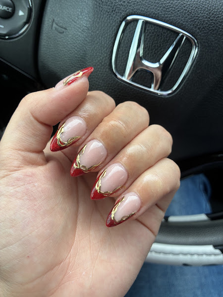 ICON Nails and Spa 3