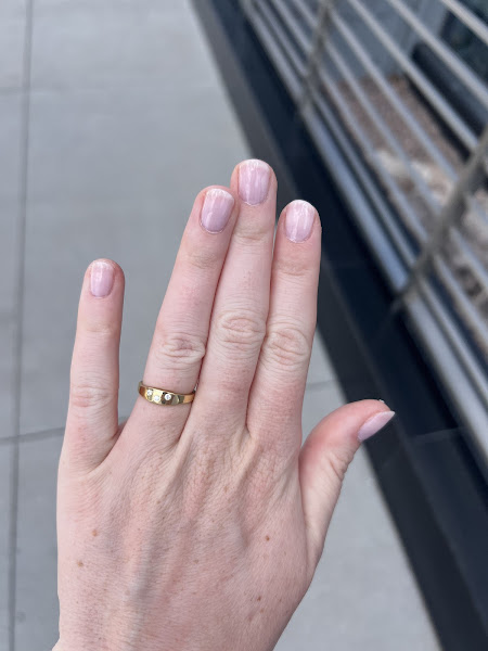 Luxury Nails Salon 3