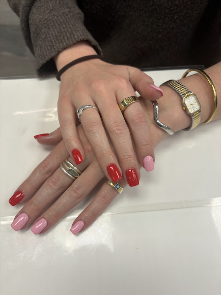 V Nails & Beauty 5