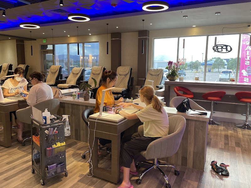 Be Beauty Nails & Spa 4