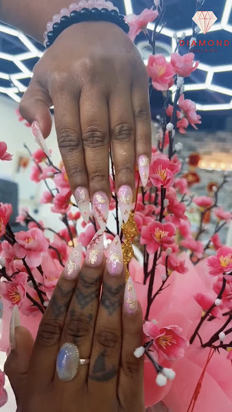 Diamond Nails & Spa 3