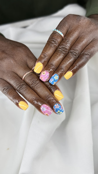Vida Nails & Spa 5