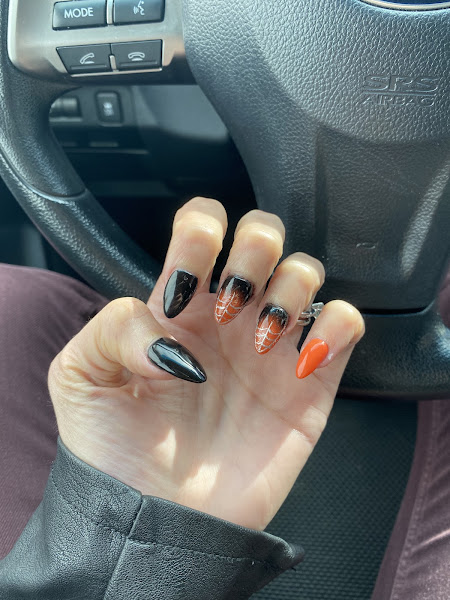 File-n-Style Nail Salon 4
