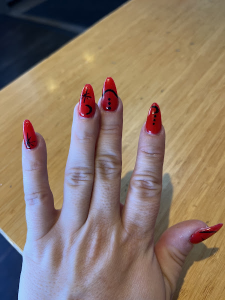 A & a Nails 3