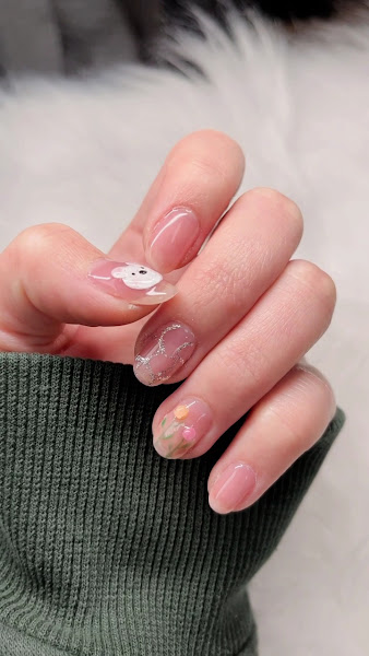 Modern Grace Nail Spa 3