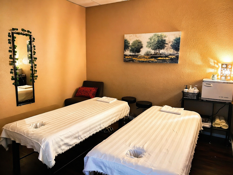 Garden Massage Spa 3