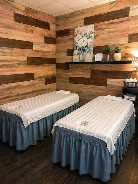 Garden Massage Spa 5