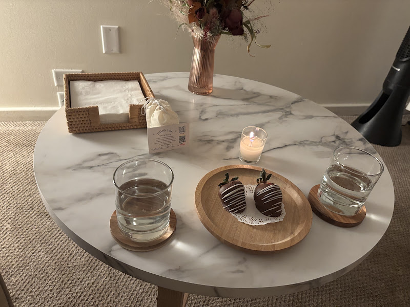 Zen'd Out Couples Massage Spa - Denver 5