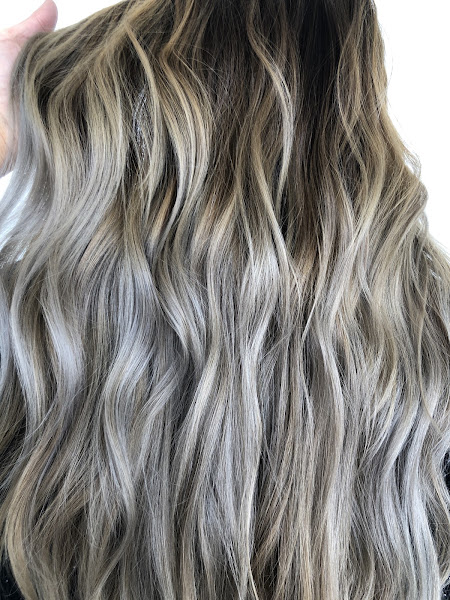 Lumi Salon 5