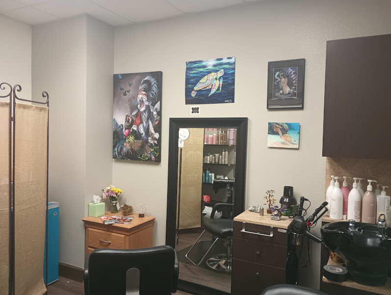 Salon Miri 4