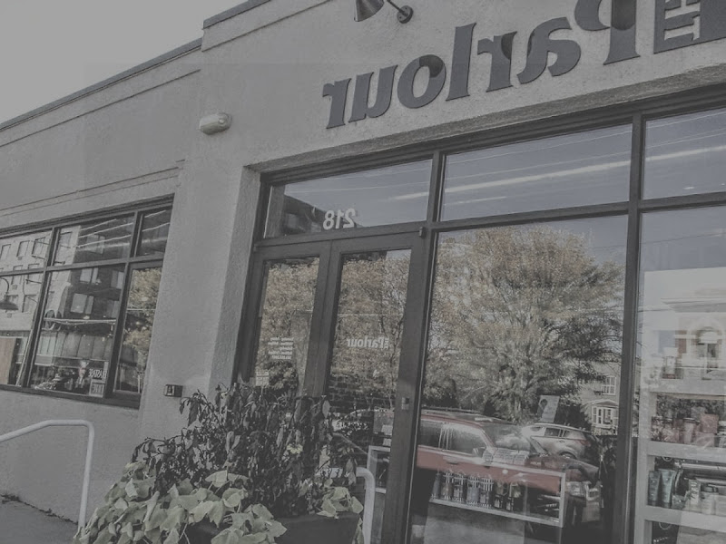 The Parlour Capitol Hill ✂ 3