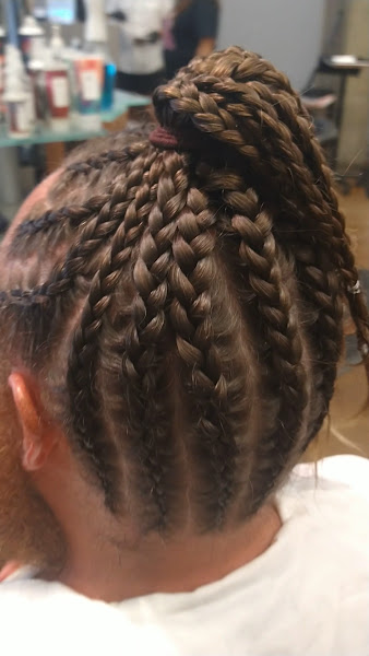Luxe Salon 3