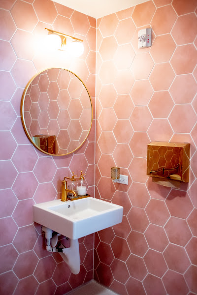 Salon Thirty Eight 5