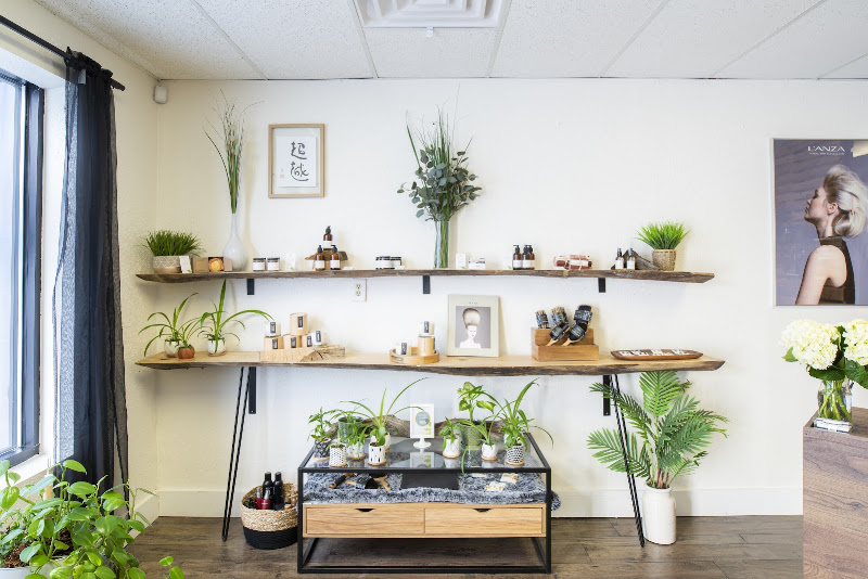 Ivy+Oak Salon 4