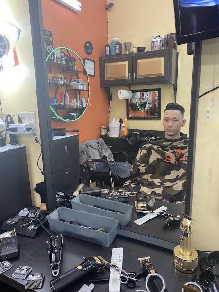 Barber Abu Saif 5