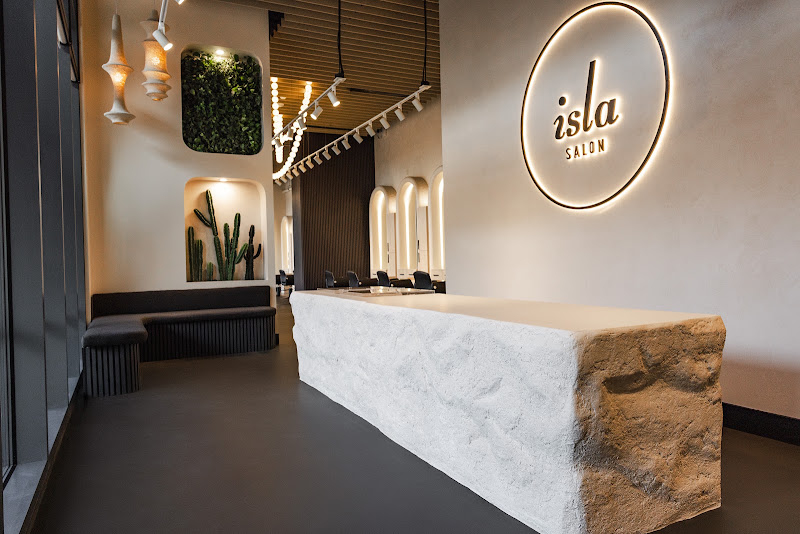 Isla Salon ✂ 4