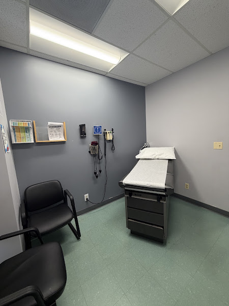 MedNOW Clinics - Denver South 5
