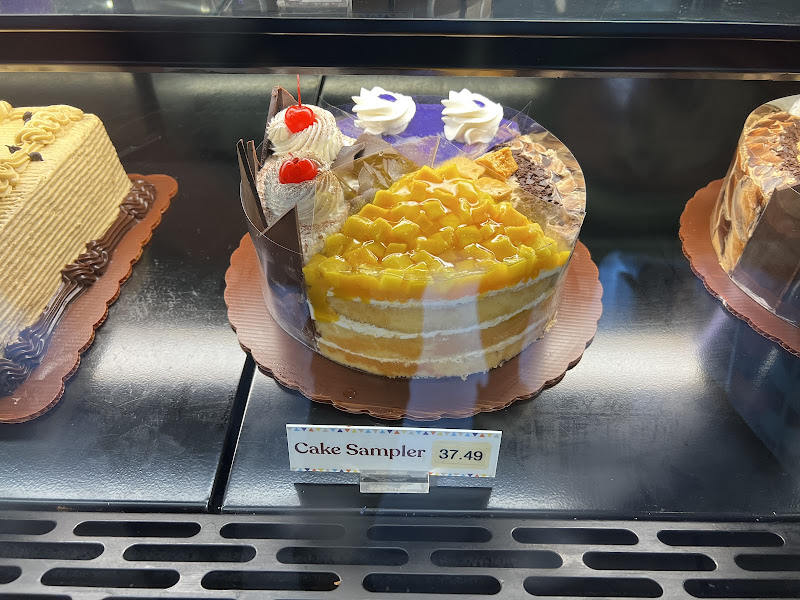 Red Ribbon Bakeshop 4