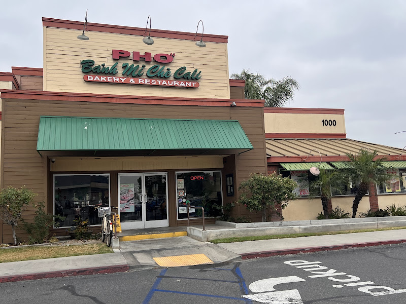 Phở | Banh Mi Che Cali 1