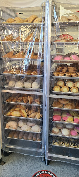Panaderia La Pequeña 3
