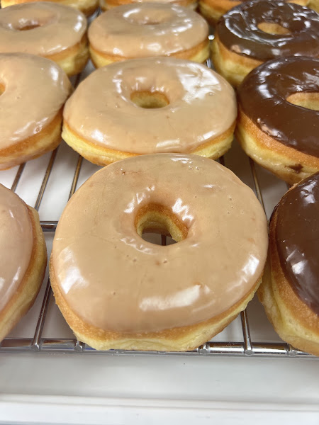 Rene's Donut & Bakery 2