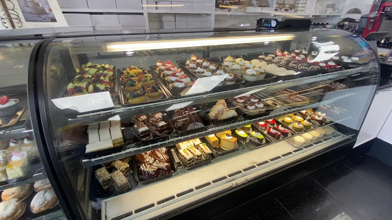 Le Mirage Pastry 2