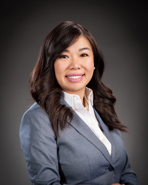 Lisa Nguyen RE/MAX 3