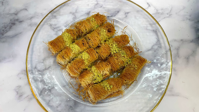 Sarkis Pastry 4