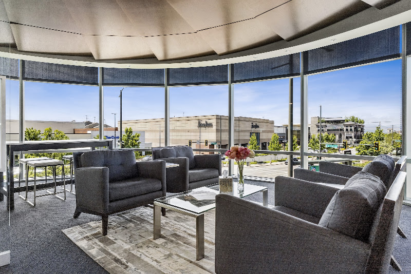 LIV Sotheby's International Realty 4