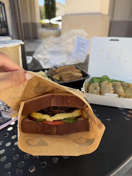Luxweet Bakery Cafe - Taiwanese Breakfast Specialist 3