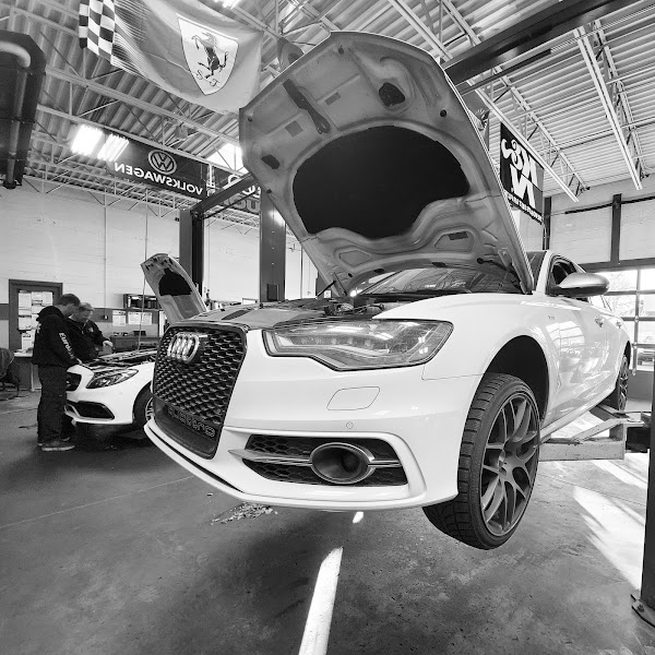 Eurowerkz Motorsport 4