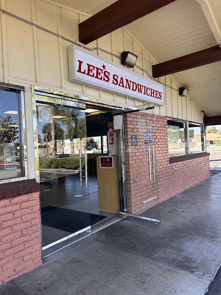 Lee’s Sandwiches