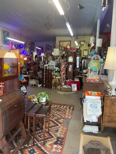 Art District Antiques 3