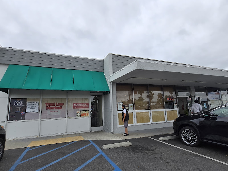 Thai & Laos Market Restaurant 1