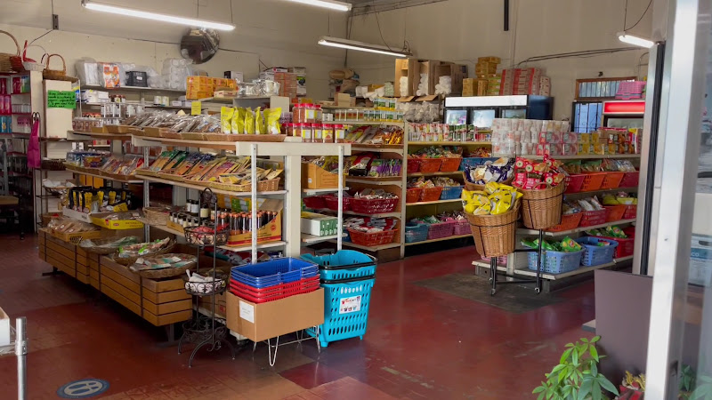 Thai & Laos Market Restaurant 2