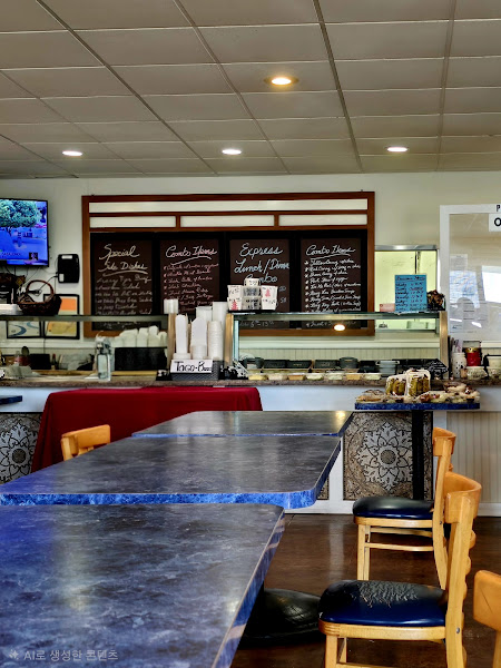 Thai & Laos Market Restaurant 3