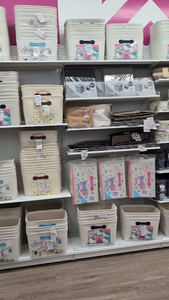 Daiso - Japanese Household Goods 3