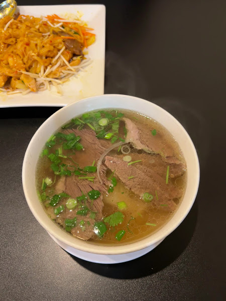 Song Lynn Vietnamese Restaurant 3