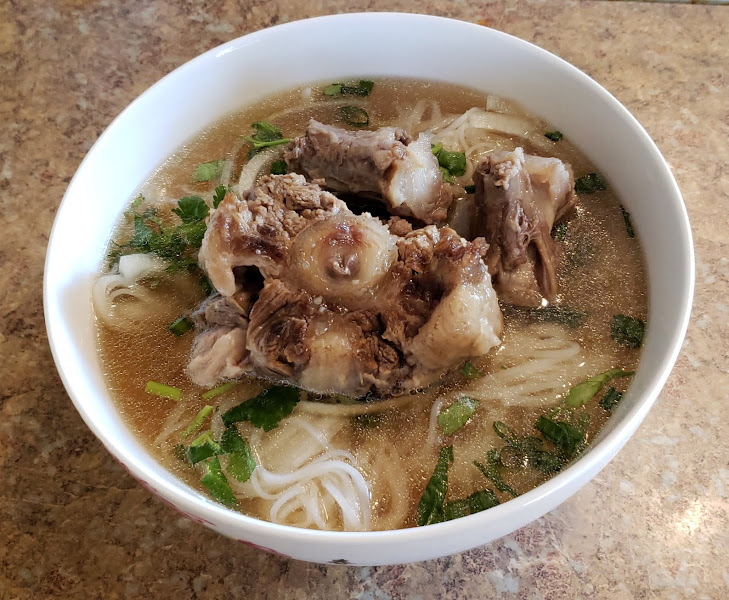 PHO KHA RESTAURANT 4