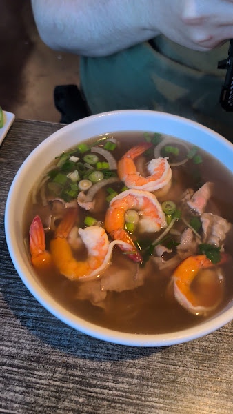 Pho Laveen Vietnamese Cuisine 3