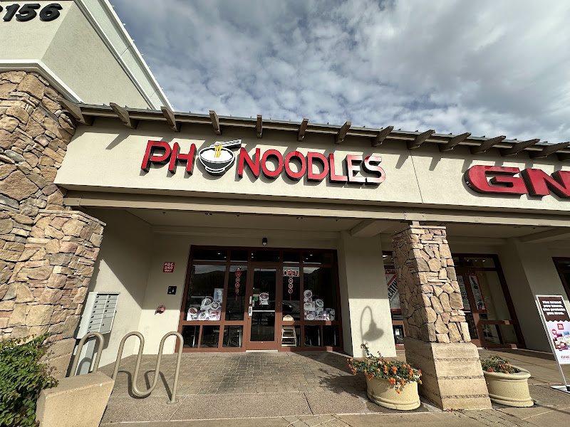 Phở Noodles