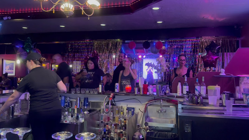 Pho Cao Restaurant and Bar 2